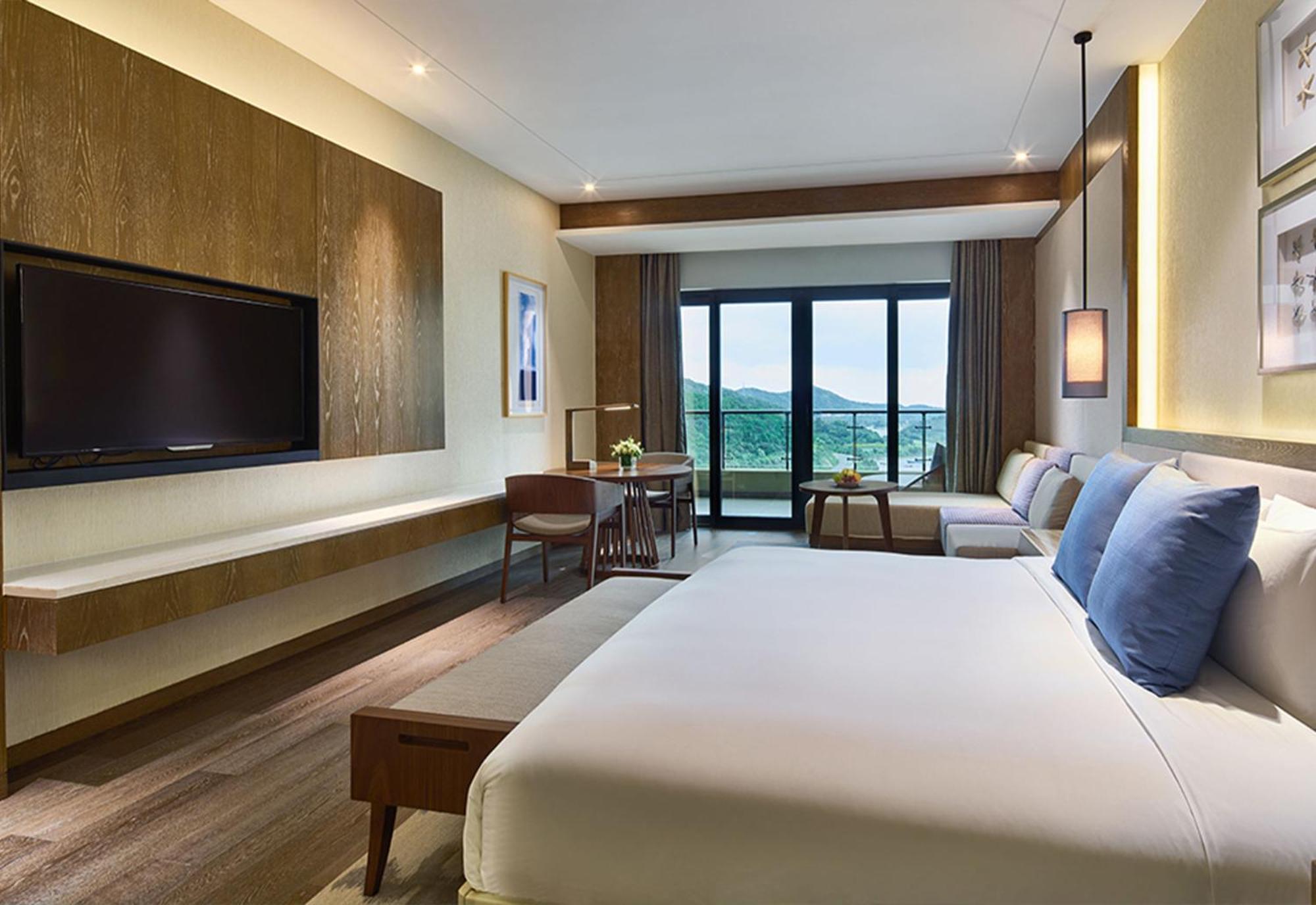 Crowne Plaza Ningbo Xiangshan Sea View By Ihg Exterior photo